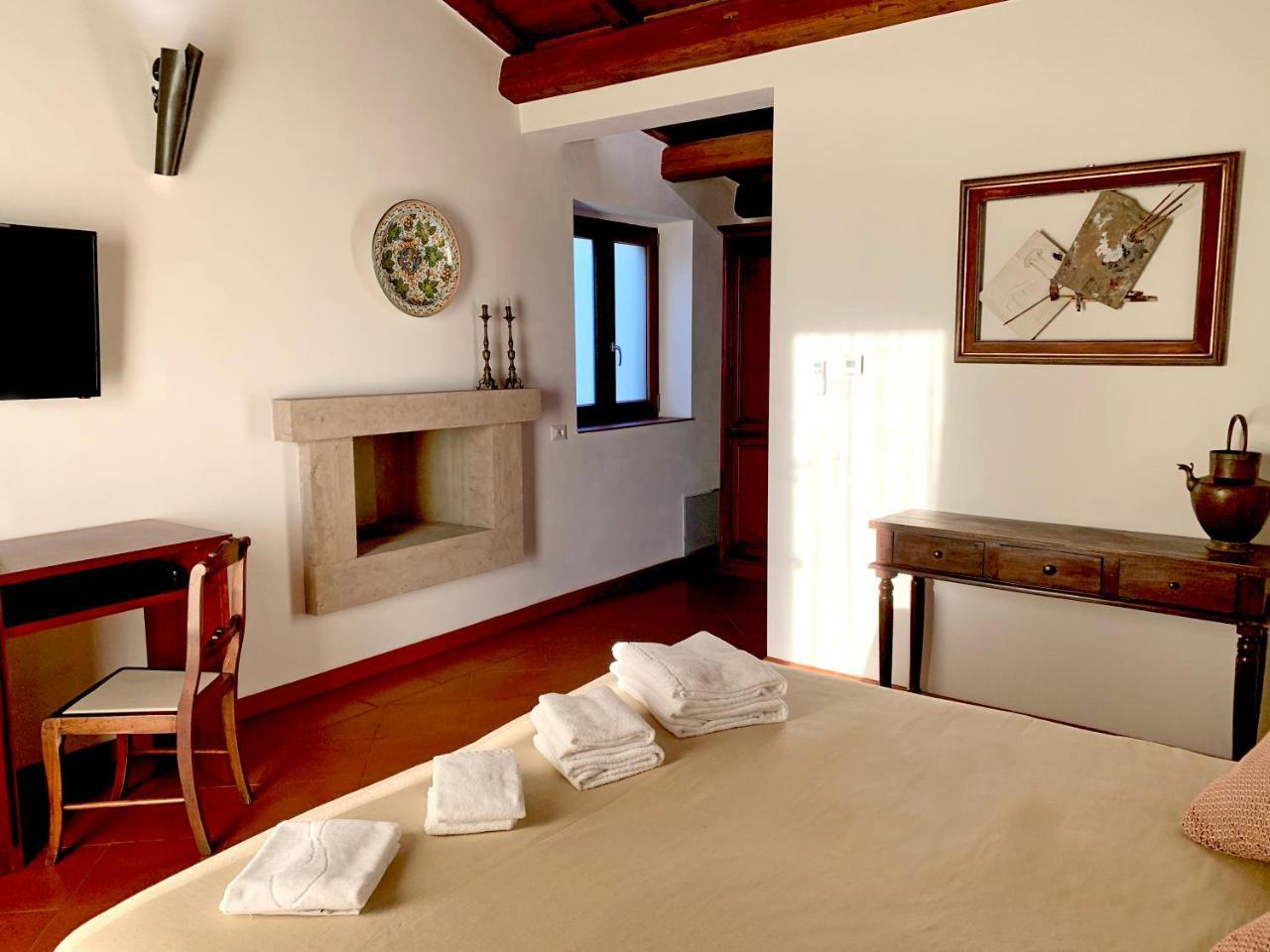 Resort Fonte Vulci Canino 外观 照片